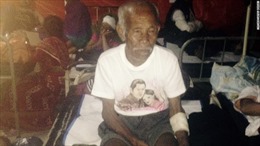 Cụ 101 tuổi sống sót sau 7 ngày kẹt trong đống đổ nát ở Nepal