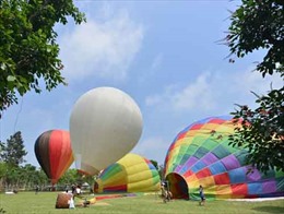 Ngắm khinh khí cầu ở Ecopark