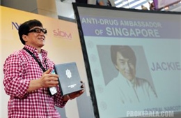  Thành Long trở thành đại sứ chống ma túy của Singapore