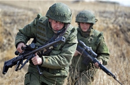 Gần 450 lính dù Nga diễn tập tại Tajikistan