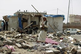 Liên quân Saudi Arabia không kích thủ đô Sanaa 