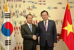 Phó Thủ tướng Vũ Văn Ninh thăm làm việc tại Hàn Quốc
