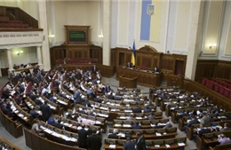 Quốc hội Ukraine cho phép hoãn trả nợ nước ngoài 