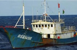 Hàn Quốc bức xúc tàu Trung Quốc đánh cá trái phép 
