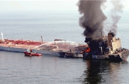 Không quân Libya ném bom tàu chở dầu Hy Lạp