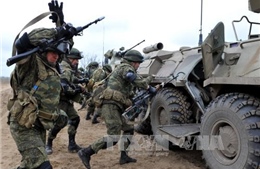 Quân khu Trung tâm Nga bất ngờ tập trận