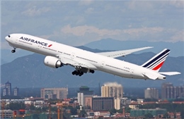 Máy bay Air France chở 275 hành khách hạ cánh khẩn ở Nga