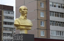 Xây dựng tượng đài Bác Hồ tại quê hương Lenin 