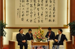 Phó Thủ tướng Hoàng Trung Hải hội kiến Phó Chủ tịch Trung Quốc 