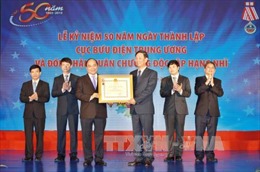 Bưu điện Trung ương nhận Huân chương Độc lập hạng Nhì