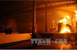 Cháy suốt đêm tại KCN Nhơn Trạch - Đồng Nai