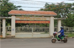 Bắt Phó phòng Đào tạo bị truy nã