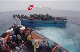 Cứu gần 3.000 người di cư trên biển Địa Trung Hải 