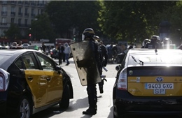 Pháp bắt giữ giám đốc điều hành taxi Uber