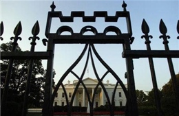 Mỹ dựng rào thép gai quanh Nhà Trắng 