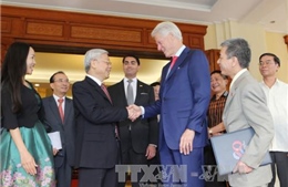 Tổng Bí thư Nguyễn Phú Trọng tiếp nguyên Tổng thống Bill Clinton