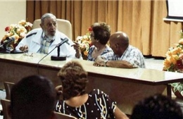 Lãnh tụ Fidel Castro dự hội nghị công nghiệp thực phẩm