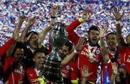 Chile lần đầu vô địch Copa America