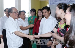 Chủ tịch Quốc hội tiếp xúc cử tri thị xã Kỳ Anh, Hà Tĩnh