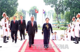 Việt-Lào coi trọng tăng cường quan hệ hữu nghị truyền thống