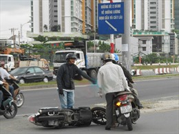 Dàn cảnh đụng xe để trộm tài sản tại Thành phố Hồ Chí Minh 