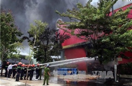Cơ bản khống chế vụ cháy công ty sơn ở Đà Nẵng