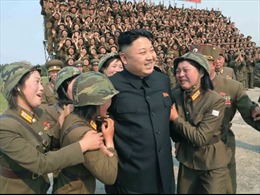 Ông Kim Jong Un đi bỏ phiếu bầu cử 