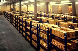 Dự trữ vàng Trung Quốc tăng gần 60%