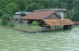 Xã Việt Hải, Hải Phòng bị cô lập 4 ngày liên tiếp vì mưa lớn