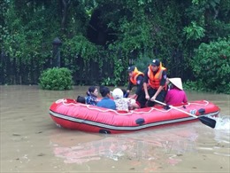 Quảng Ninh: 500 nhà dân ngập sâu, một xã bị cô lập