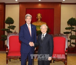 Tổng Bí thư Nguyễn Phú Trọng tiếp Ngoại trưởng John Kerry