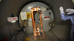 Nhật Bản tái khởi động lò phản ứng hạt nhân sau 2 năm