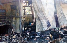 Cháy lớn trường tiểu học, 5 phòng bị thiêu rụi 