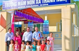 Trao tặng ngôi trường Đèn Đom Đóm ở tỉnh Hà Nam