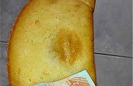 Tiền Venezuela giá trị không hơn một tờ giấy ăn