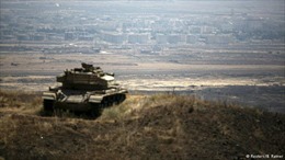 Israel không kích cứ điểm Syria ở cao nguyên Golan 