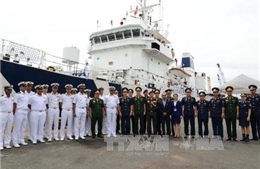 Tàu lực lượng Bảo vệ bờ biển Ấn Độ thăm TP Hồ Chí Minh