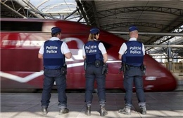 Châu Âu tăng cường an ninh sau vụ tấn công tàu cao tốc