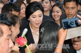  Bà Yingluck trình diện tòa do vụ kiện trợ giá gạo 