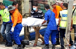 Malaysia nỗ lực tìm kiếm nạn nhân vụ lật thuyền