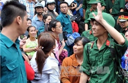Thanh niên cả nước nô nức tòng quân