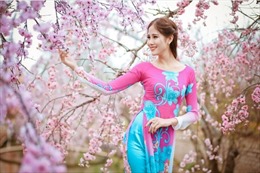 Tôn vinh làn điệu Ví – Dặm tại Hoa hậu Hoàn vũ Việt Nam 2015
