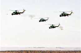 Phát hiện 4 máy bay trực thăng Nga tại sân bay Syria 