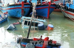 Tàu cá chở 6 thuyền viên mất tích gần đảo Thổ Chu 