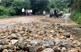 Mưa lũ ngập lụt nhiều huyện tại Thanh Hóa