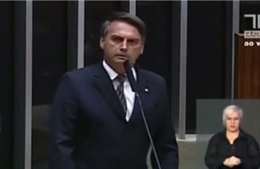 Nghị sĩ Brazil bị phạt 2.560 USD vì chê nữ đồng nghiệp “quá xấu”