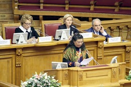 Đồng chí Tòng Thị Phóng phát biểu tại Diễn đàn phụ nữ Á-Âu 