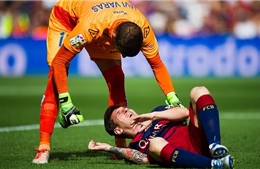 Messi dính chấn thương, nghỉ thi đấu 8 tuần 