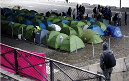 Tuần hành tại Paris đòi mở cửa biên giới cho người di cư