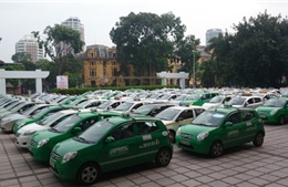 Bộ Giao thông Vận tải không đồng ý taxi tại Hà Nội &#39;mặc đồng phục&#39;